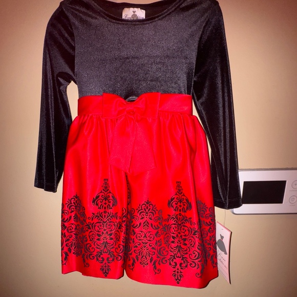 Christmas Dress - Picture 1 of 2